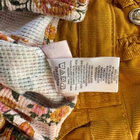 Little Lass Girls Shirt with matching overalls size 2T - Picture 4 of 4